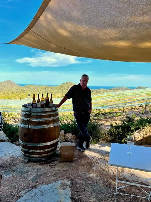 Small group- Exclusive Olive Oil & Wine Tour Mallorca - A 30-minute ride through Mallorca’s interior