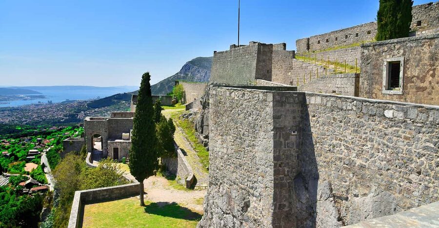 Split: Klis Fortress GOT and Olive Museum Entry Tickets - Entering Klis, the Key to Dalmatia
