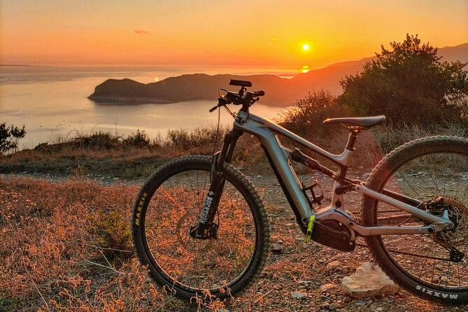 Sunset Magic E-bike Tour at Sunset in Capoliveri - What the guides add to the ride