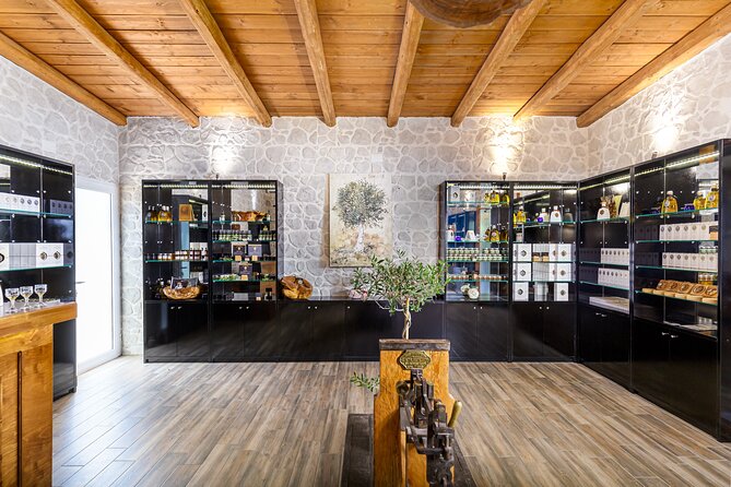 The Governor's Olive Mill Tour with Olive Oil Tasting - Group size, language, and comfort