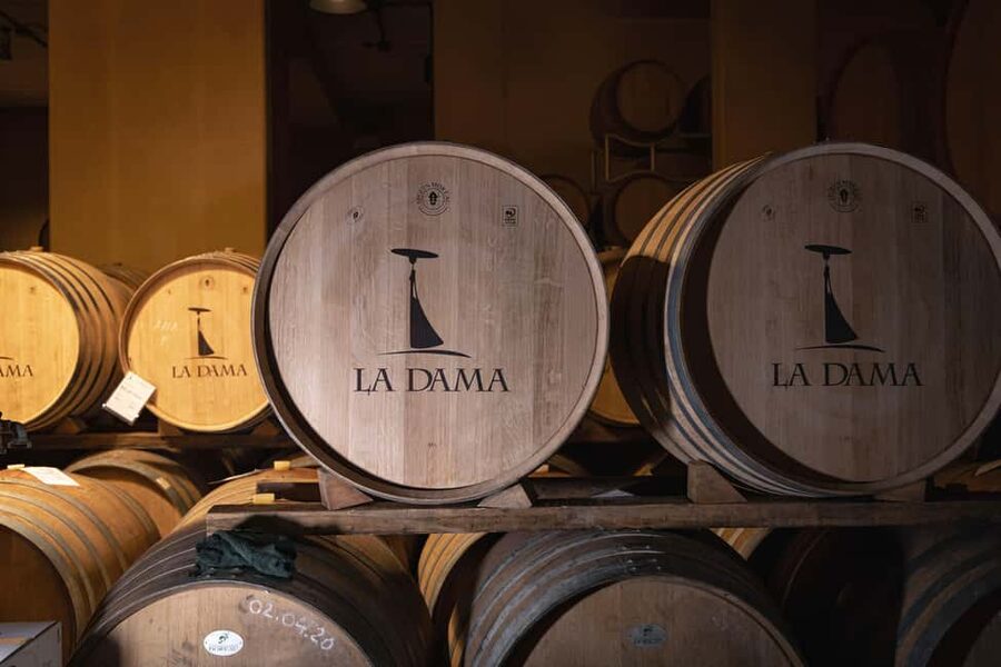 THE TRADITIONS OF VALPOLICELLA: WINE, EXTRA VIRGIN OLIVE OIL, AND HONEY TASTING - Why this Valpolicella visit feels worthwhile