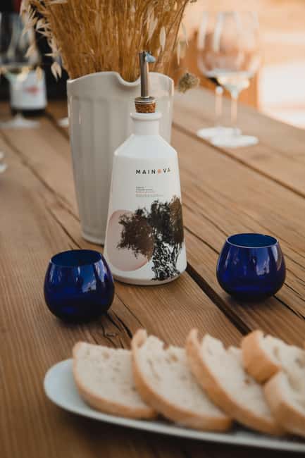 Tour with Wine and Olive Oil Tasting - Inside the winery and the natural wine story
