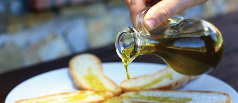 Villa Castelli: Highlights Walking Tour w/ Olive Oil Tasting - Key points to know before you go