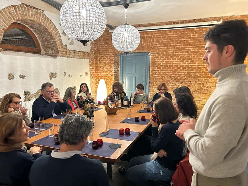Visit to an olive oil mill and oil tasting with aperitif and food and wine pairing. - What the $30 price really covers